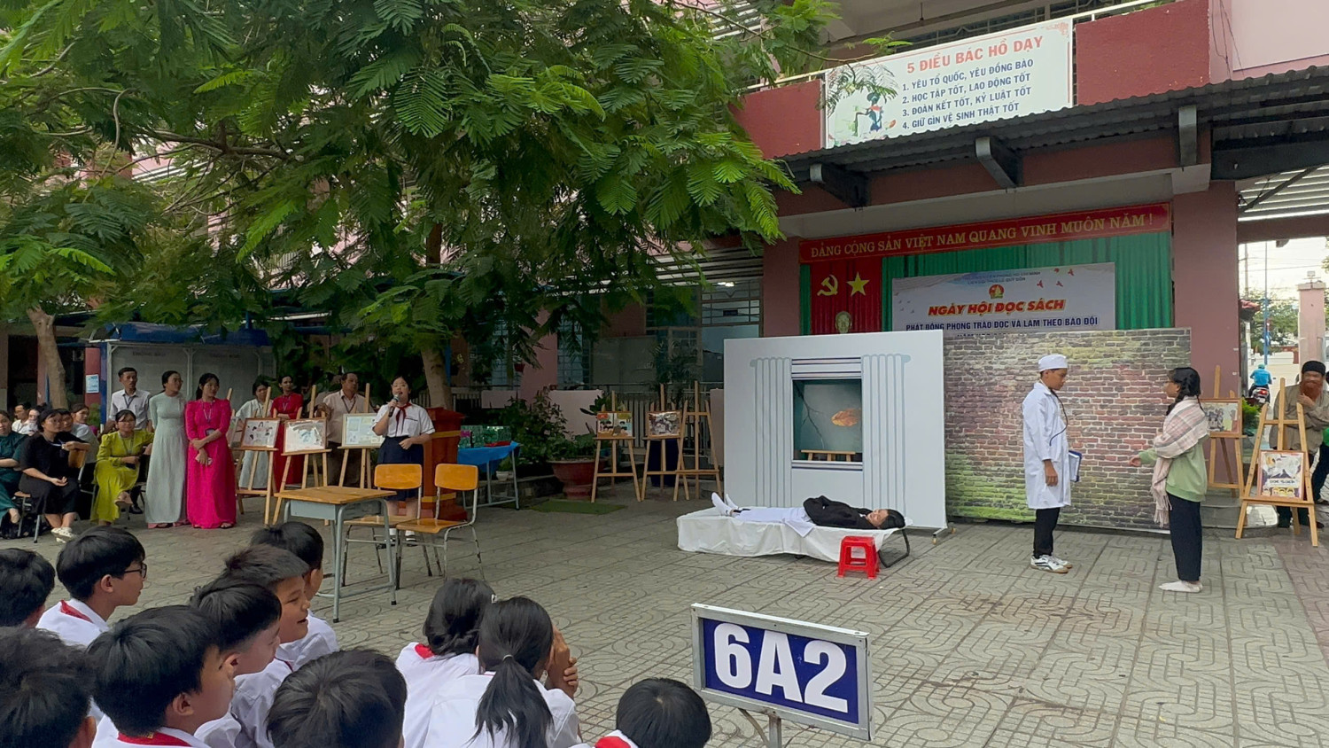 HS DIEN VAN NGHỆ 4
