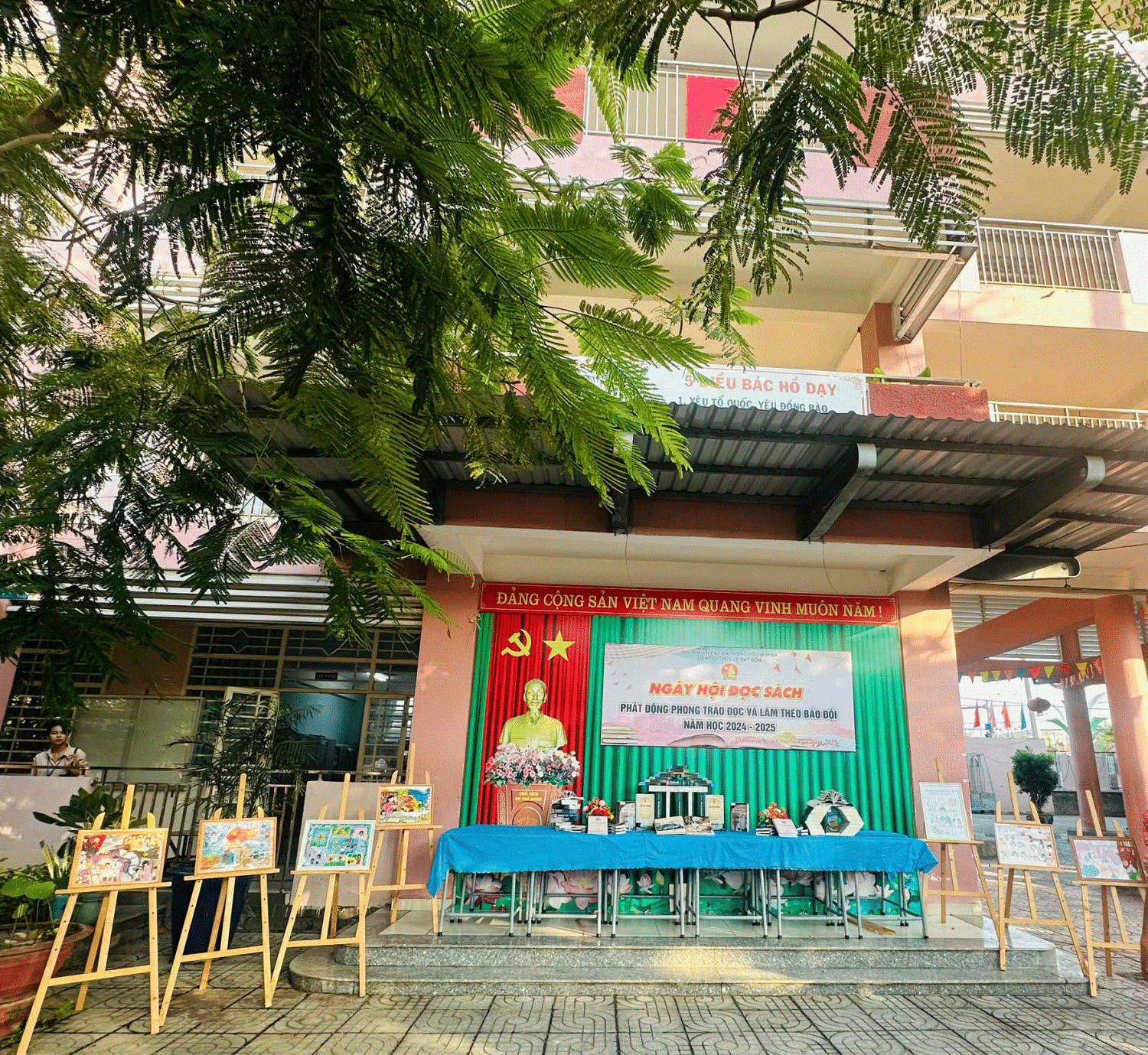 NGÀY HỘI ĐỌC SÁCH