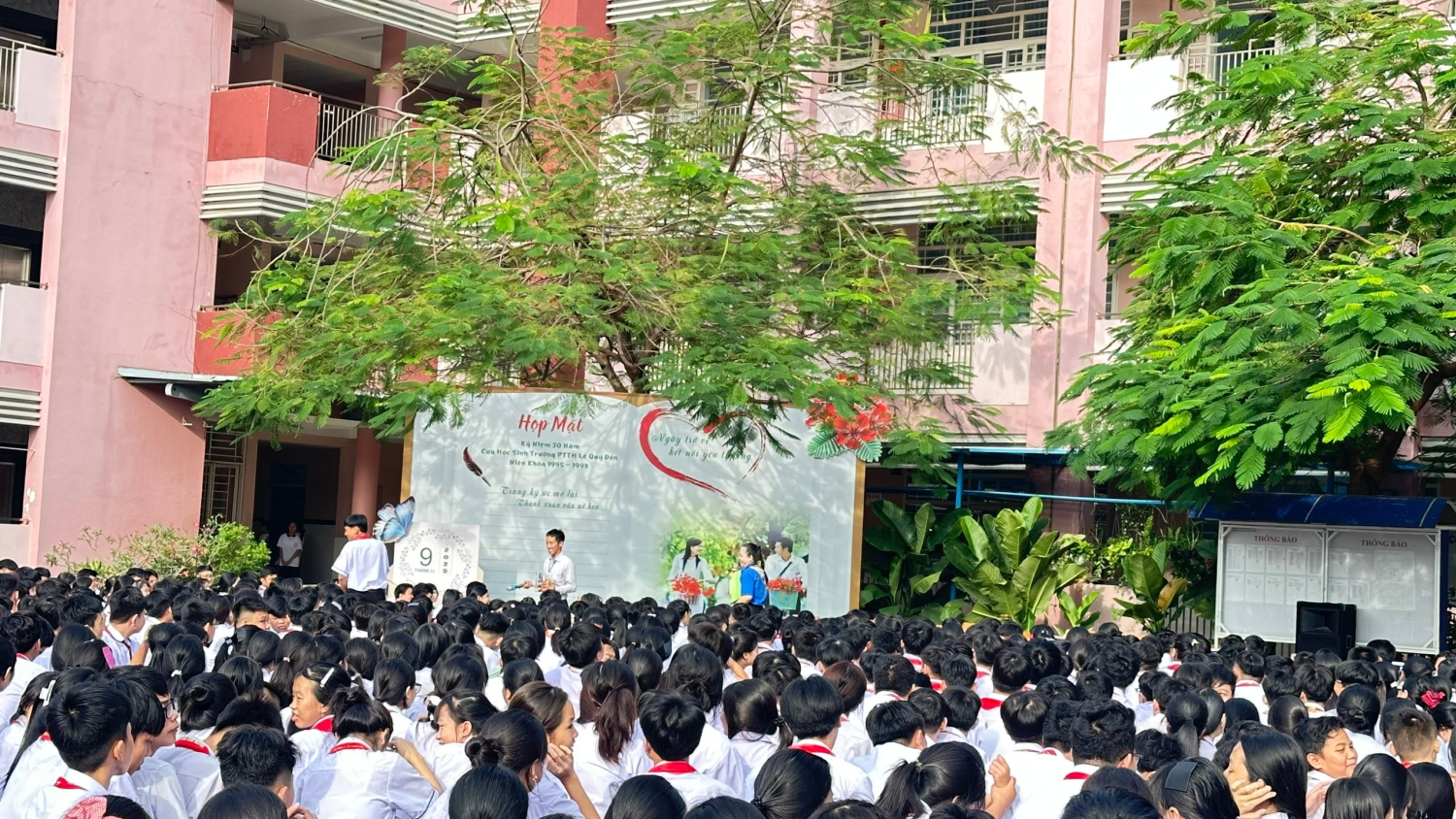 Trường THCS Lê Quý Đôn Tổ chức tuyên truyền phòng, chống tác hại của thuốc lá và thuốc lá điện tử