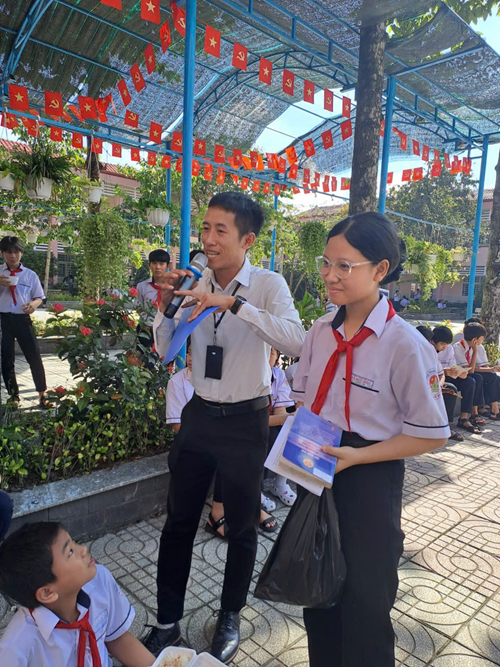 thay hoang dan ctrinh